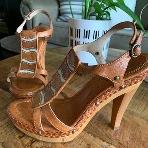 Frye Dara High Heeled Sandals